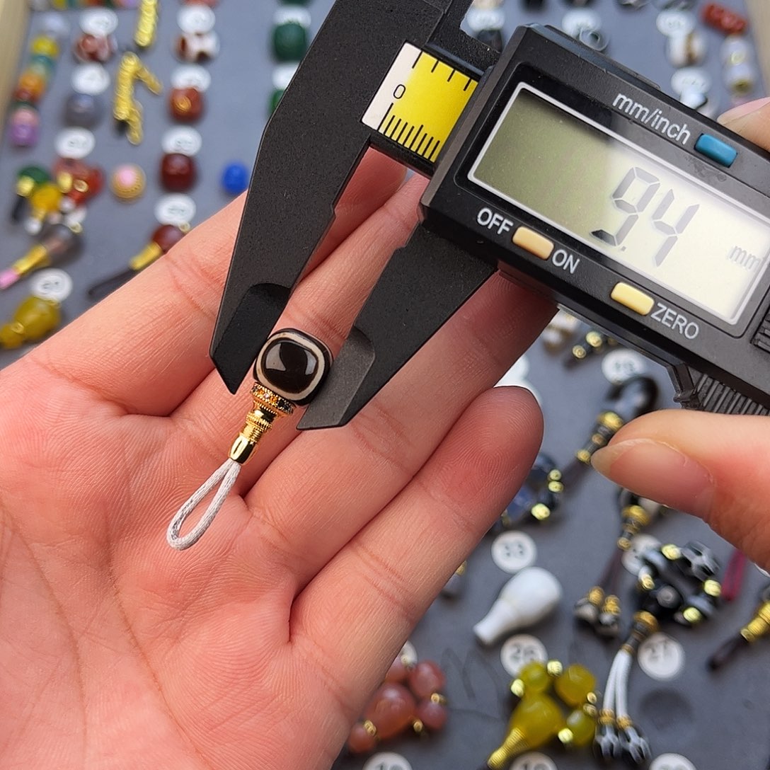 玛瑙/玉髓未镶嵌饰品