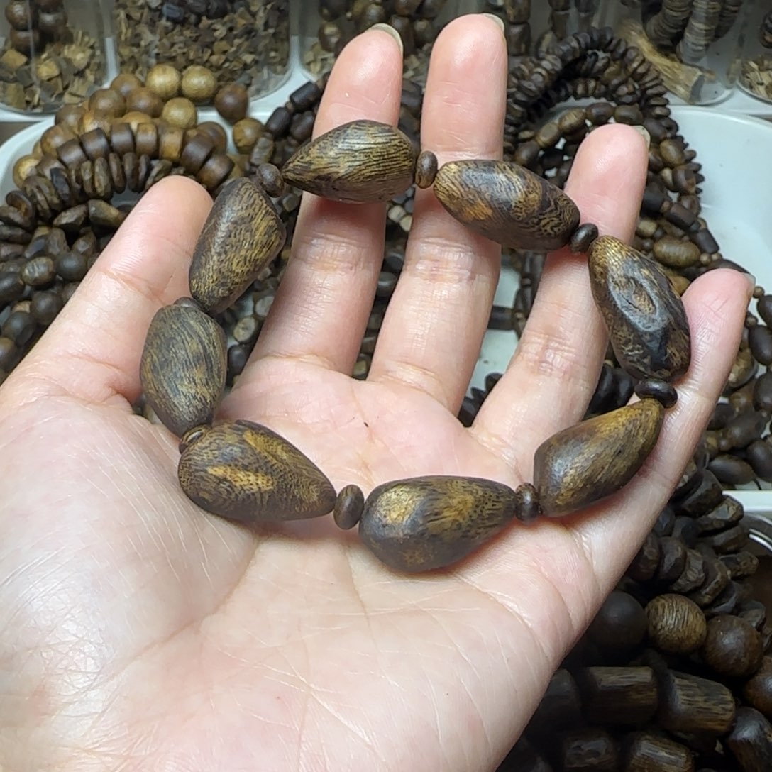 刘***爷手串沉香单圈高油老料14.3克张勺子