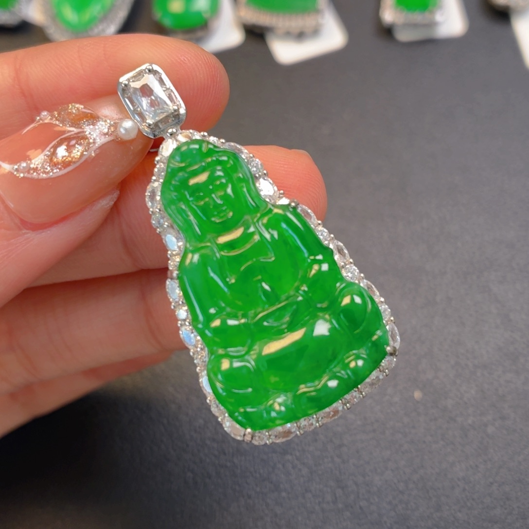 马***胎翡翠银S925镶嵌颈饰