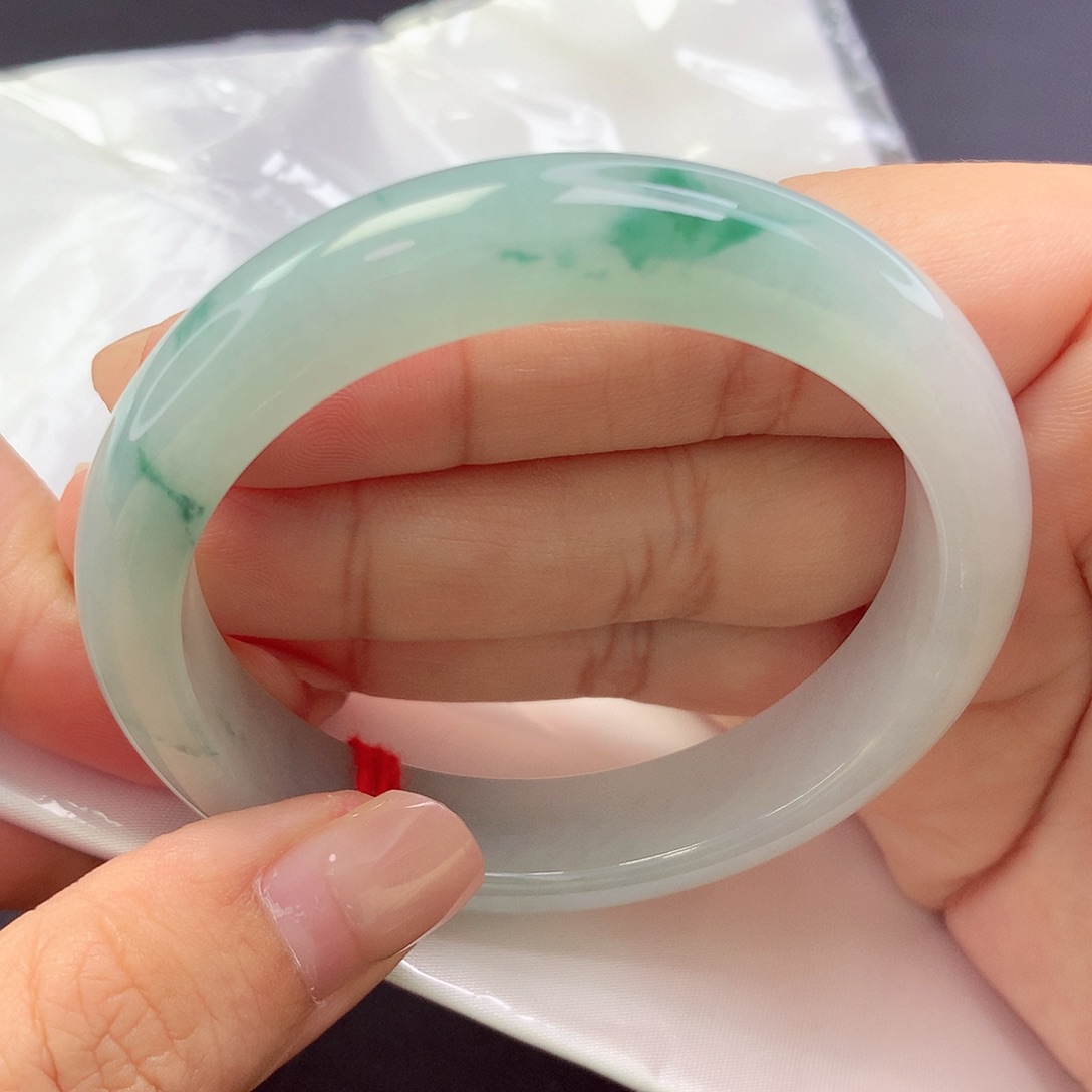 【闪购商品】未镶嵌手镯翡翠700008