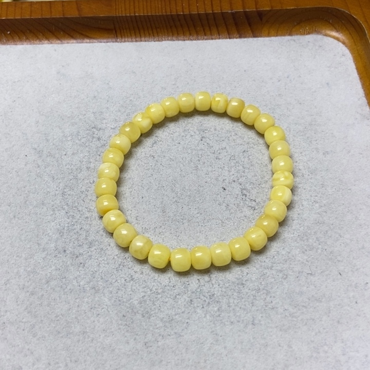 蜜蜡未镶嵌裸石手串
