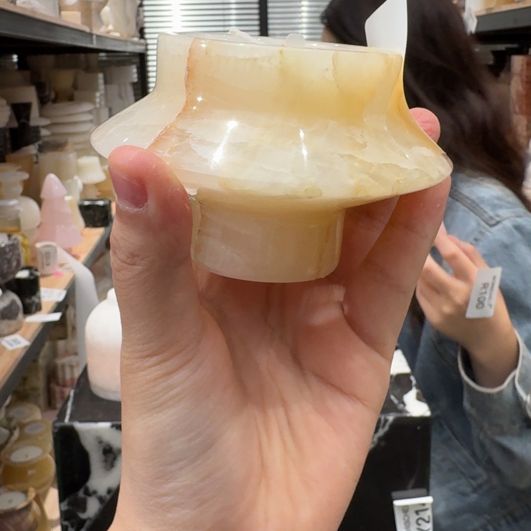 大理石R99。  关机。