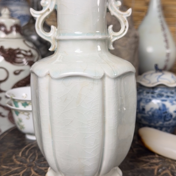 张***荣精品瓷器漂亮摆件