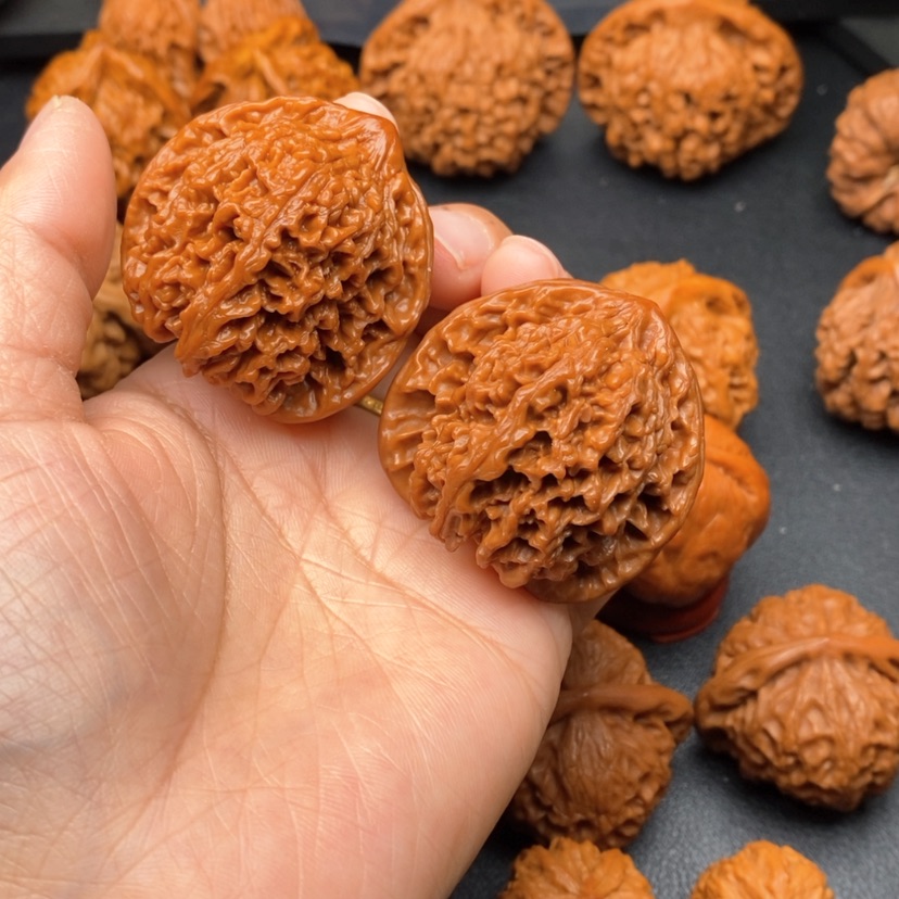 【闪购商品】文玩核桃把件41满天星