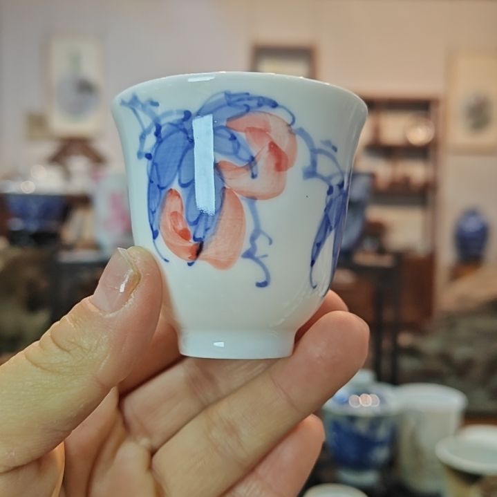 观*景德镇手工手绘寿桃主人杯