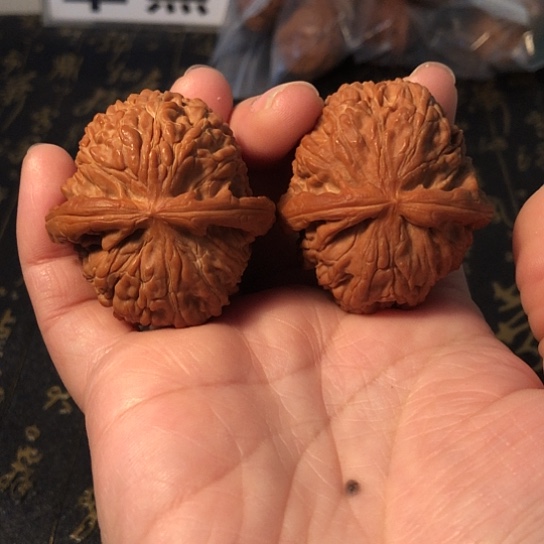 文玩核桃把件球白43mm