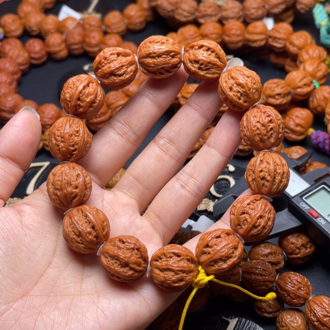 文玩核桃手串粗筋111