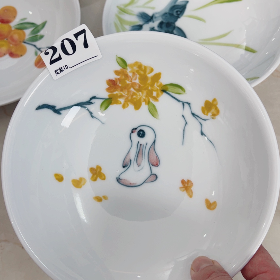 景德镇陶瓷手工手绘制作