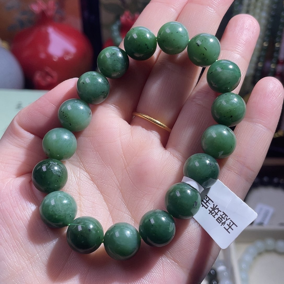 和田玉未镶嵌手串