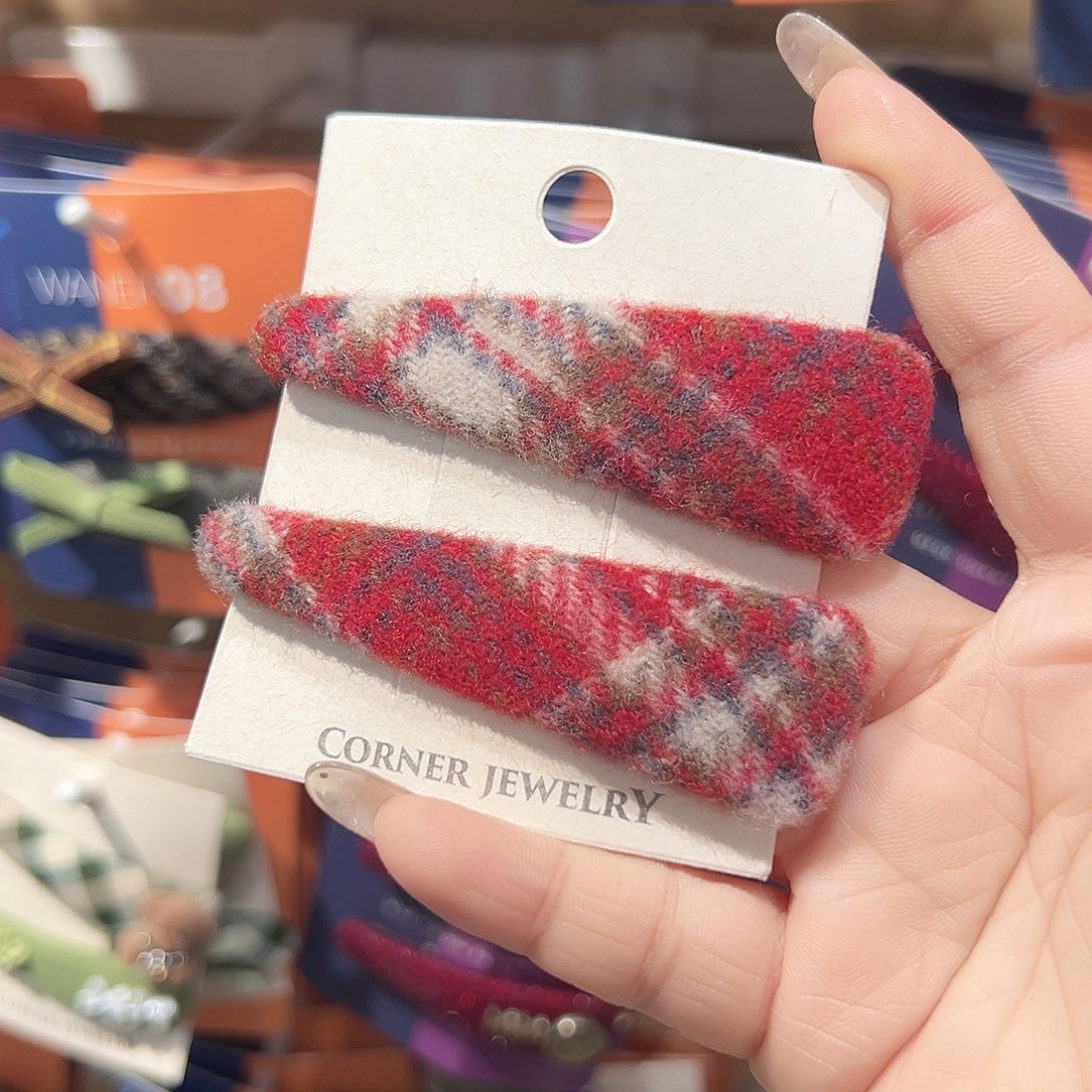 非金属红色格纹三角掰掰