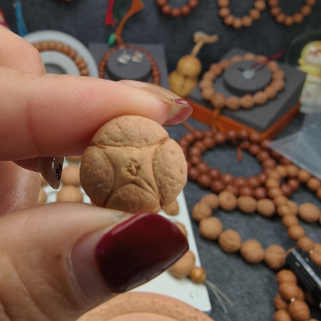 吊坠凤眼菩提麒麟单籽