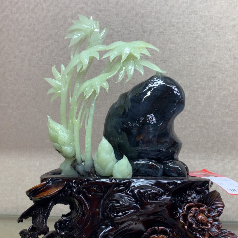 【闪购商品】蛇纹石玉未镶嵌摆件覆膜