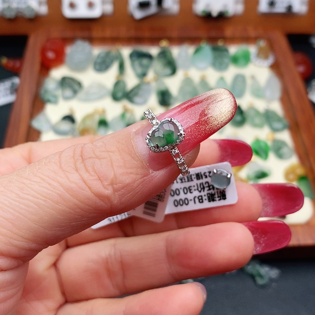 翡翠戒指银S925镶嵌戒指