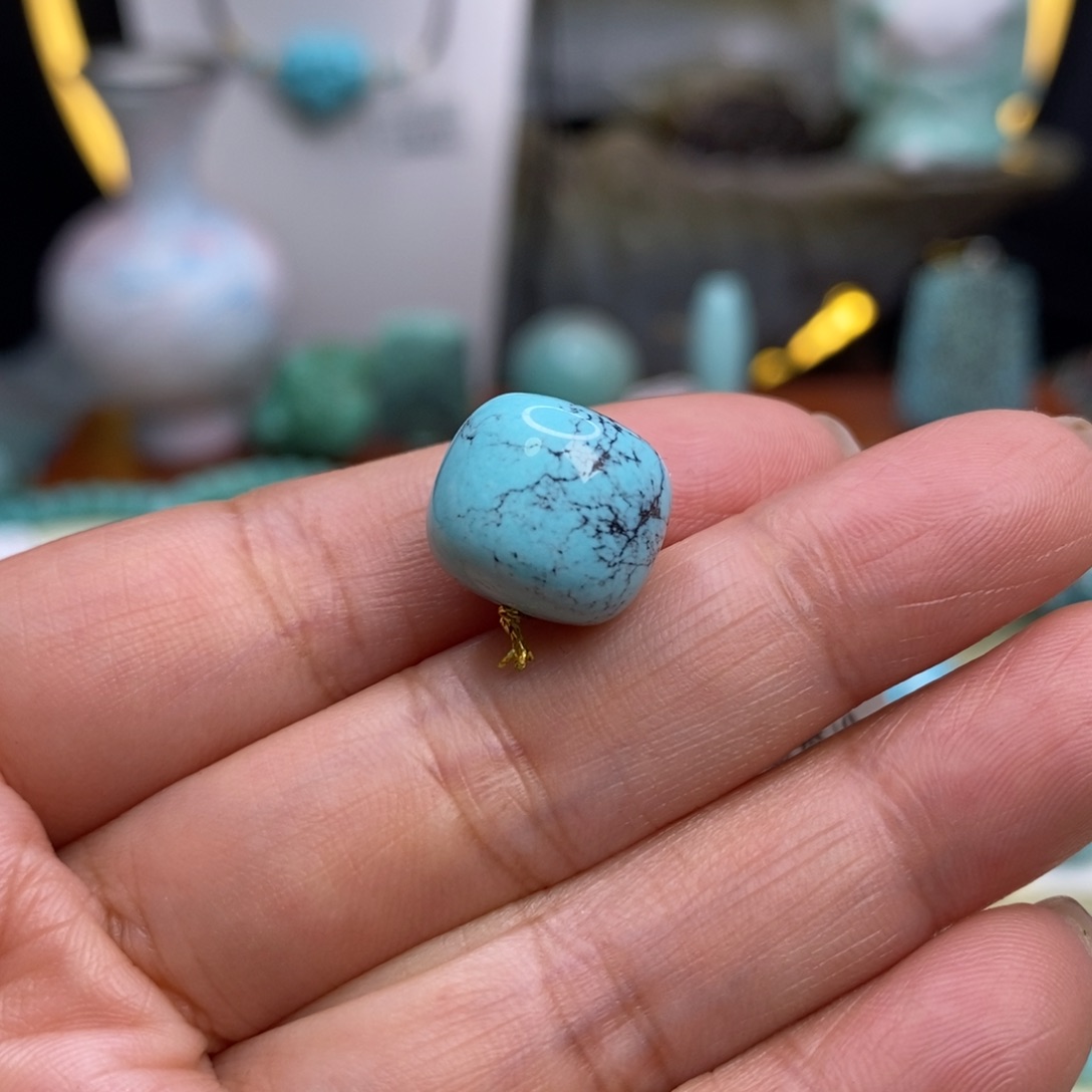 绿松石未镶嵌珠宝奇石12.9×11,6