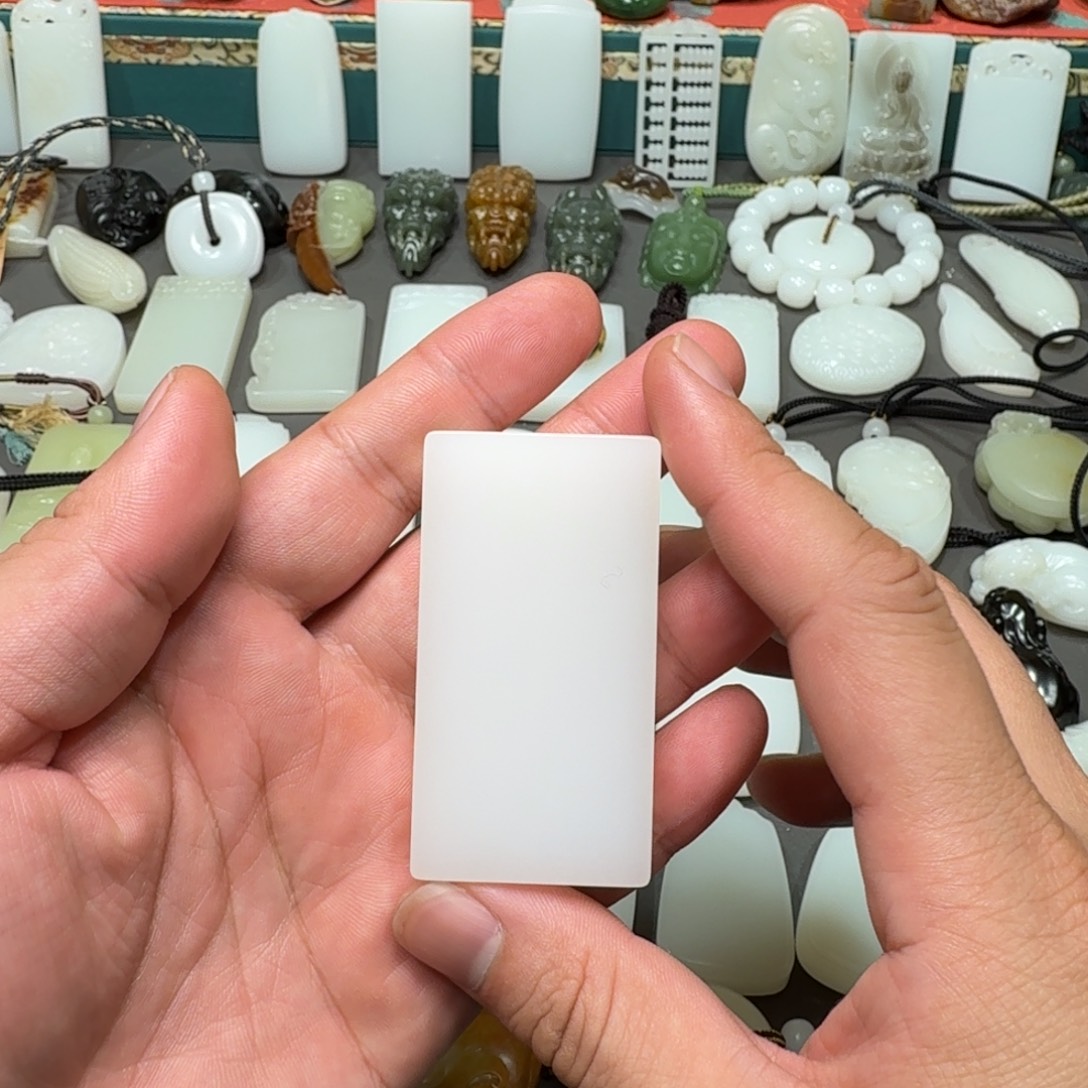 和田玉未镶嵌吊坠(不含链)