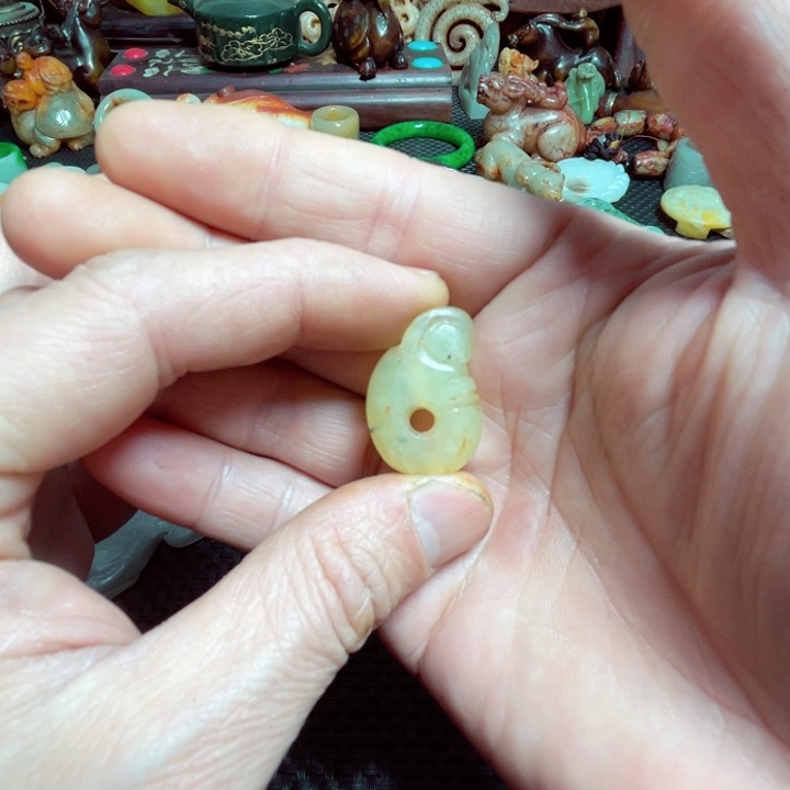 滴血莲花菩提把件