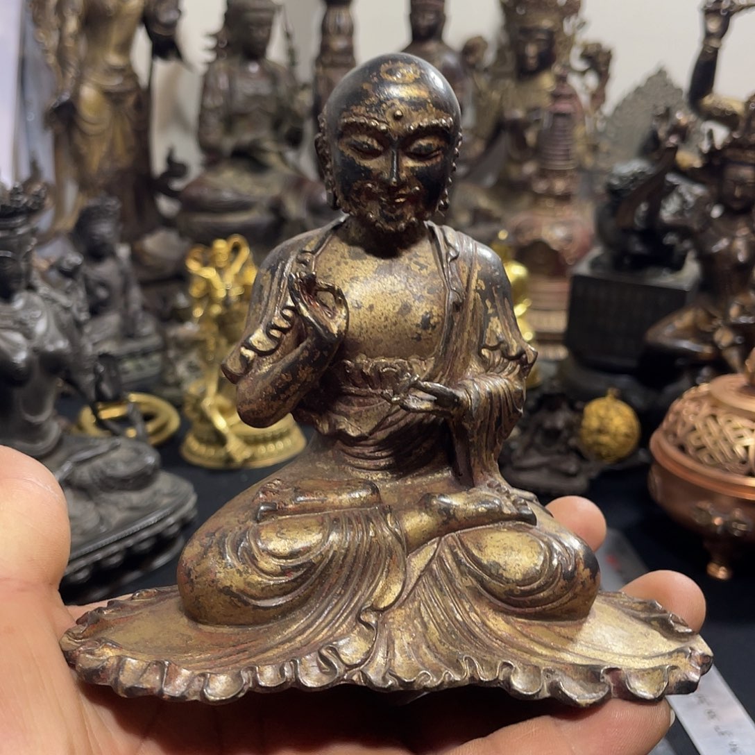 达摩。              200