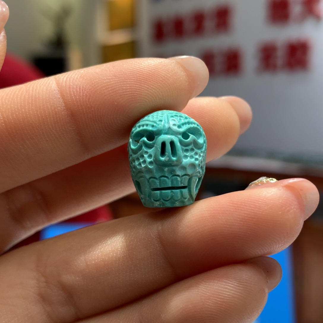 绿松石配饰未镶嵌