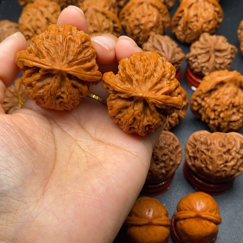 【闪购商品】文玩核桃把件41苹果园