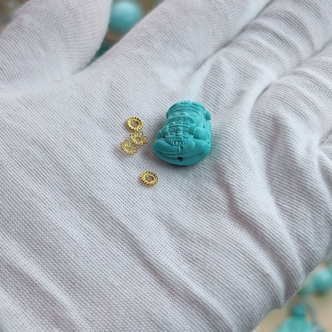 L***a绿松石18K金镶嵌珠宝奇石