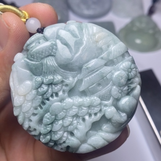 翡翠未镶嵌颈饰翡翠