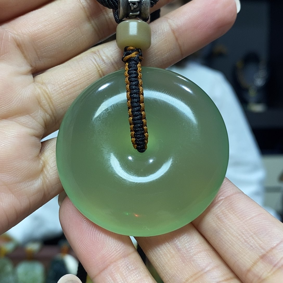 未镶嵌岫玉挂件吊坠项链