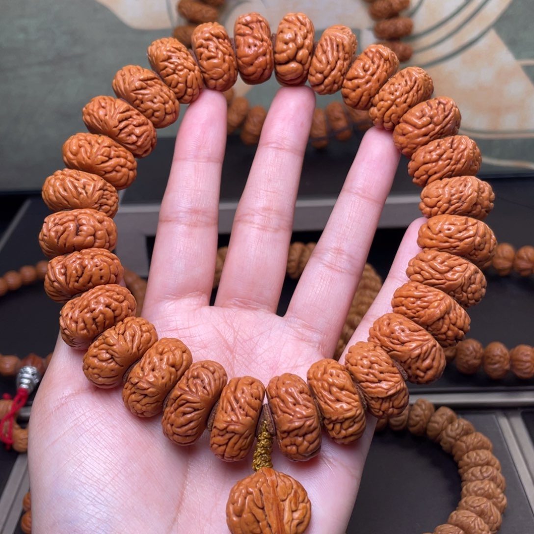 吊坠桃核22麒麟纹手持