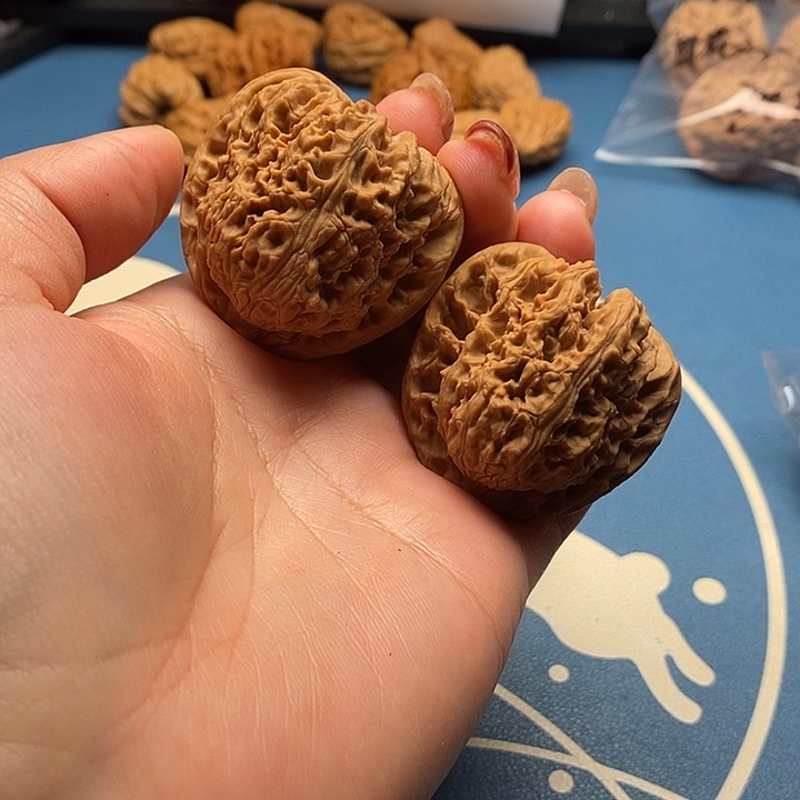 文玩核桃把件P****A南疆