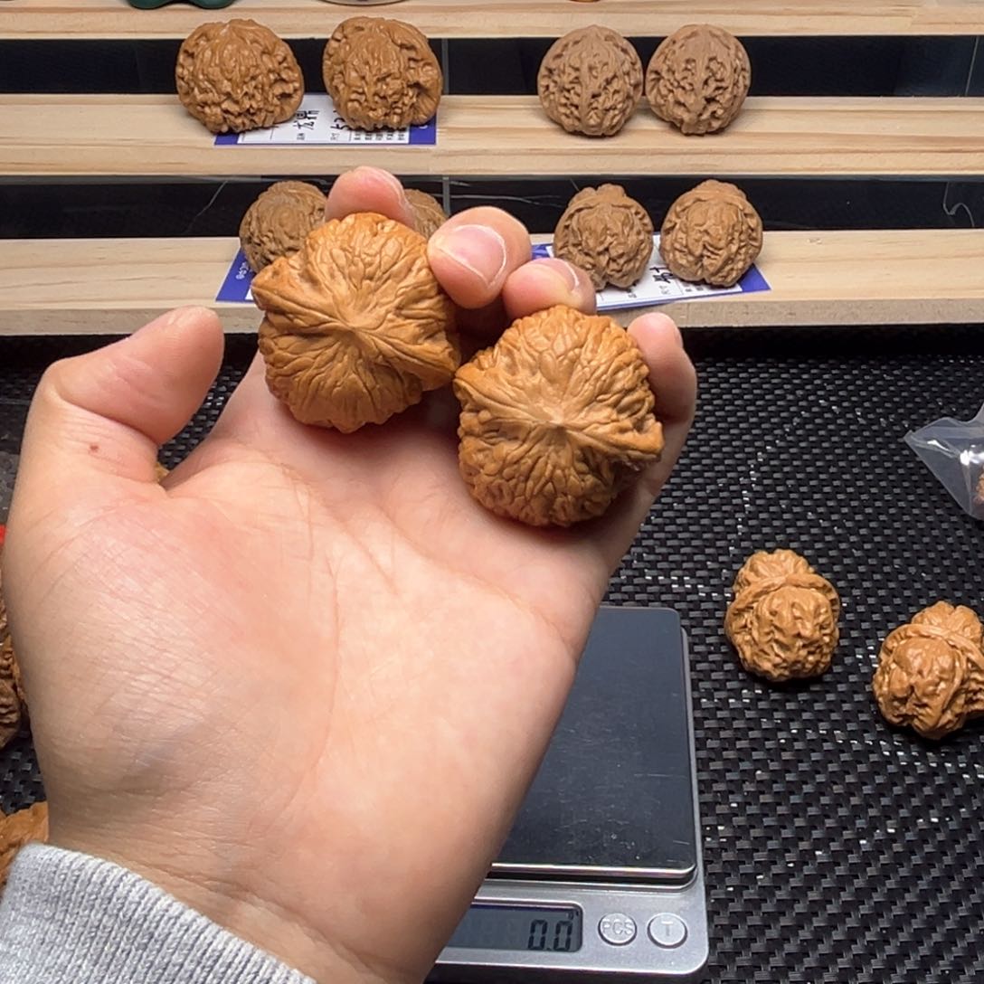 文玩核桃把件蓝****脂铁锤40