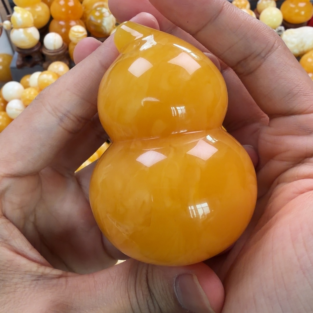 琥珀未镶嵌珠宝奇石99g