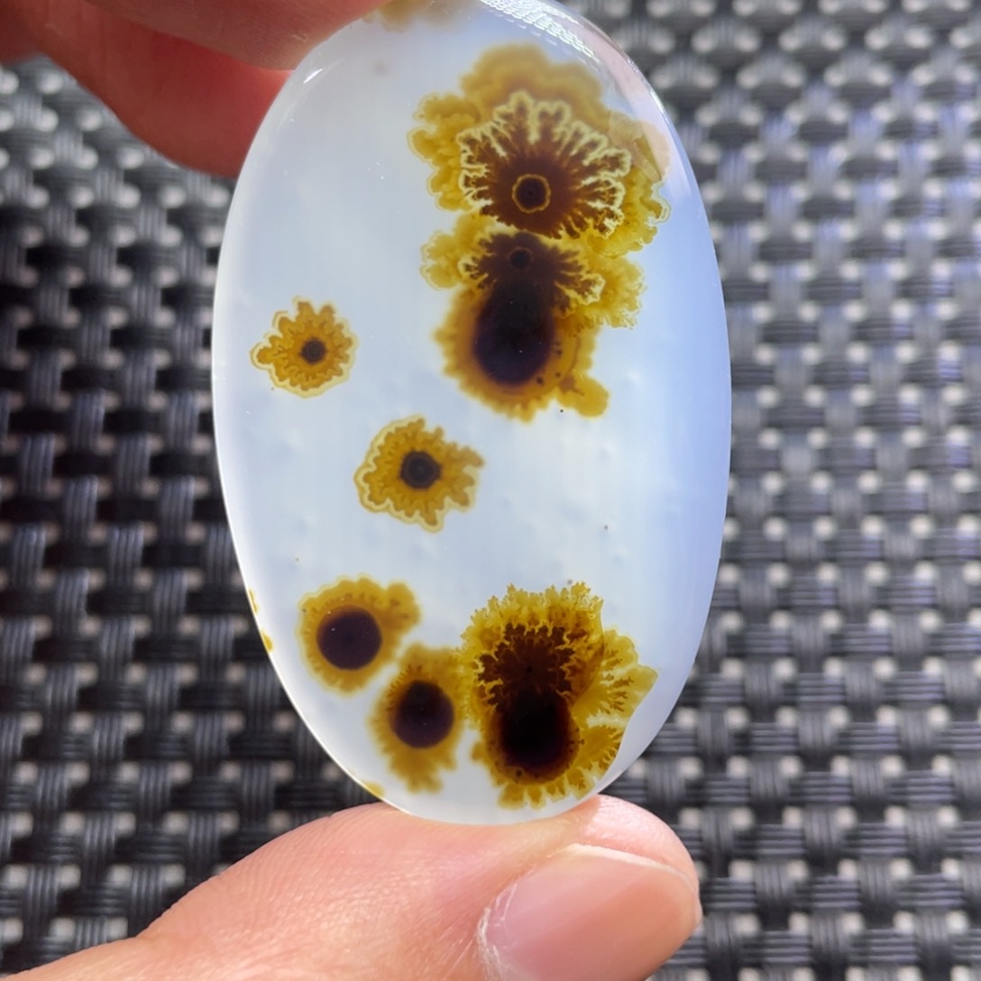 未镶嵌颈饰玛瑙/玉髓水**社