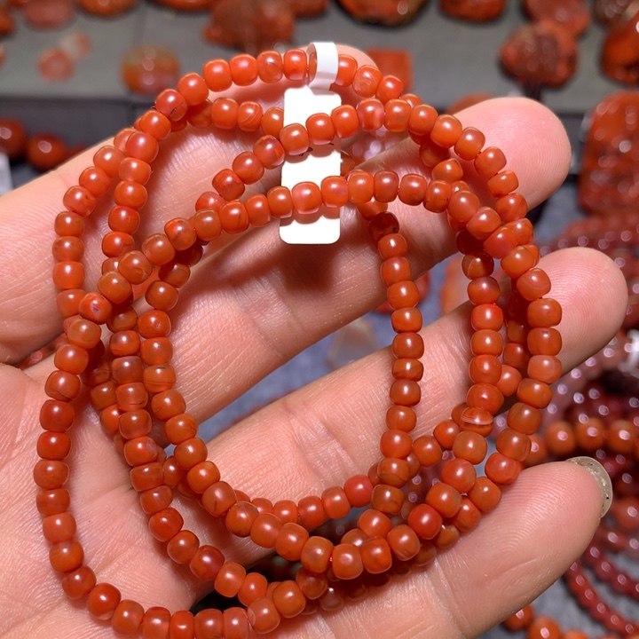 南红玛瑙手串未镶嵌4mm