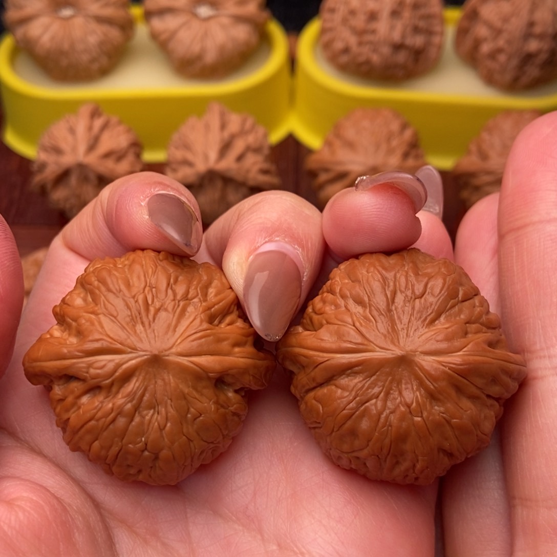 把件文玩核桃38铁锤“毕业、毕业”铁锤（不议价）