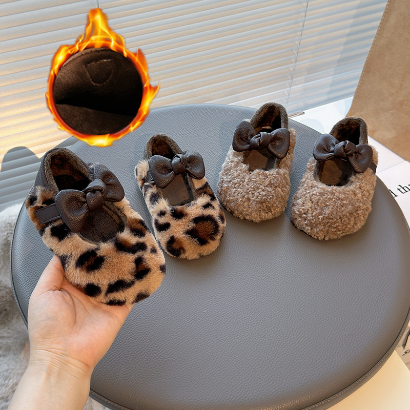 儿童2025秋冬新款时尚女童百搭防滑蝴蝶设计加绒软底保暖毛毛鞋