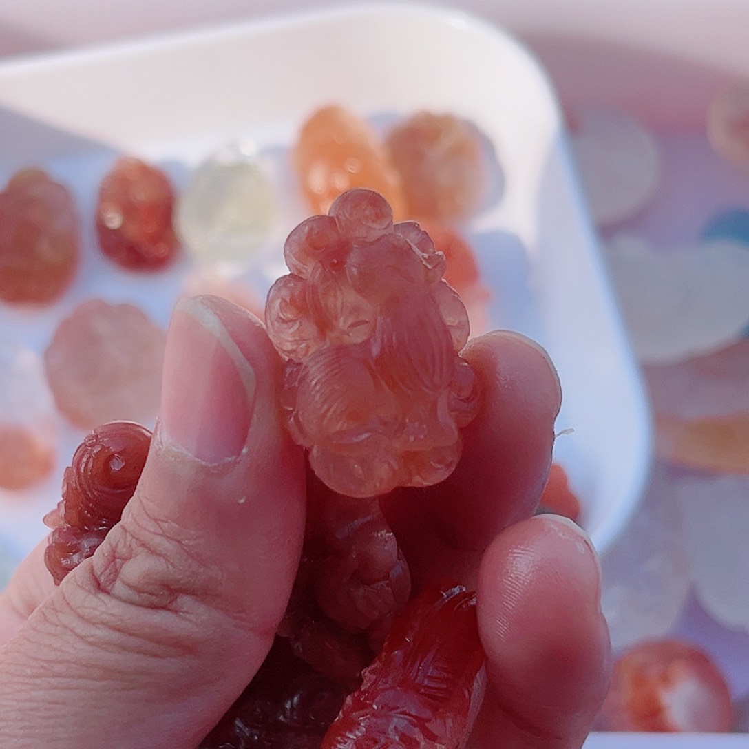 水晶颈饰银S925镶嵌不***食兔毛侧面九尾