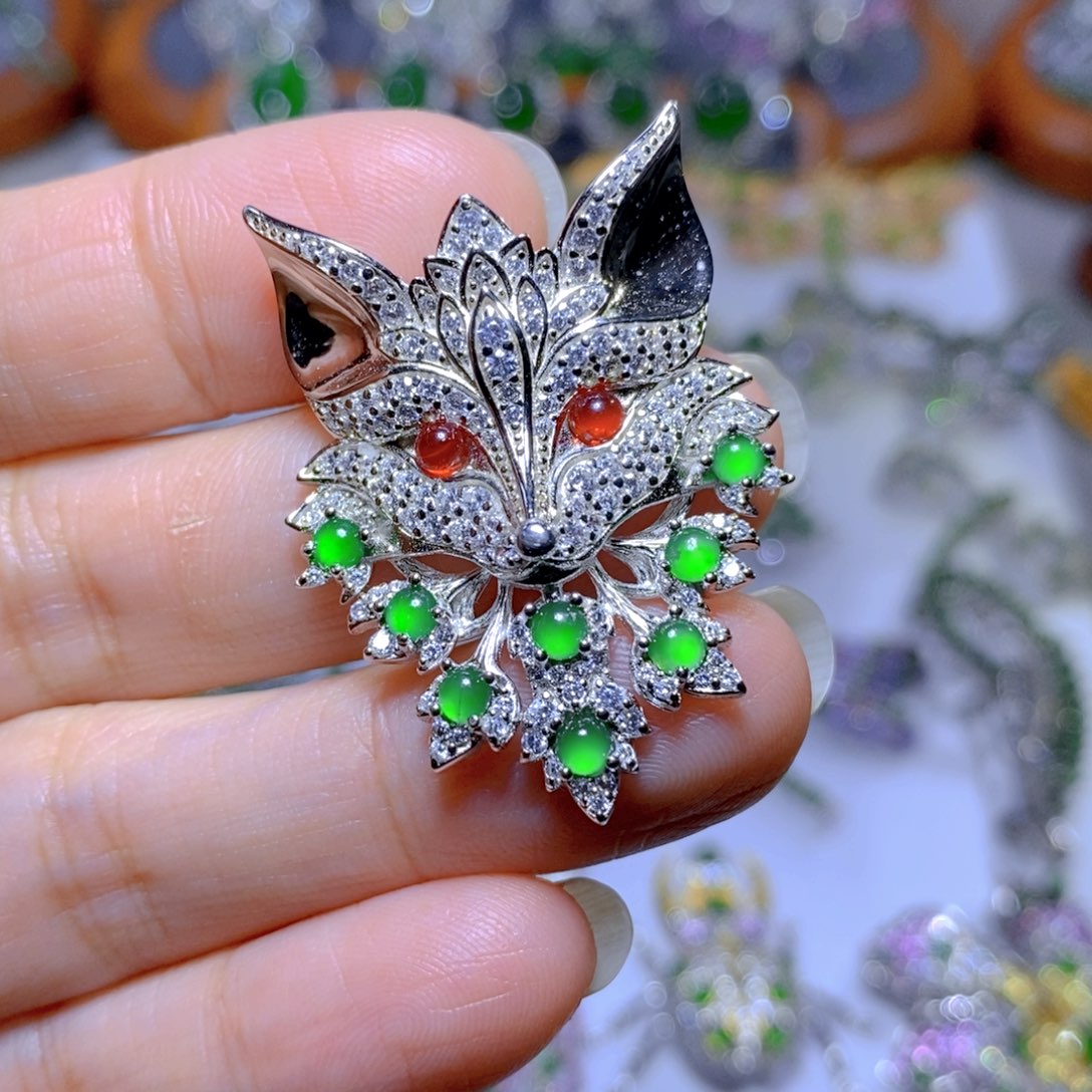 翡翠颈饰银S925镶嵌天然翡翠