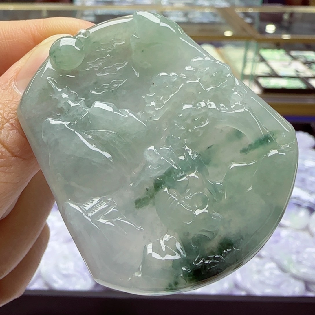 颈饰未镶嵌翡翠山水牌