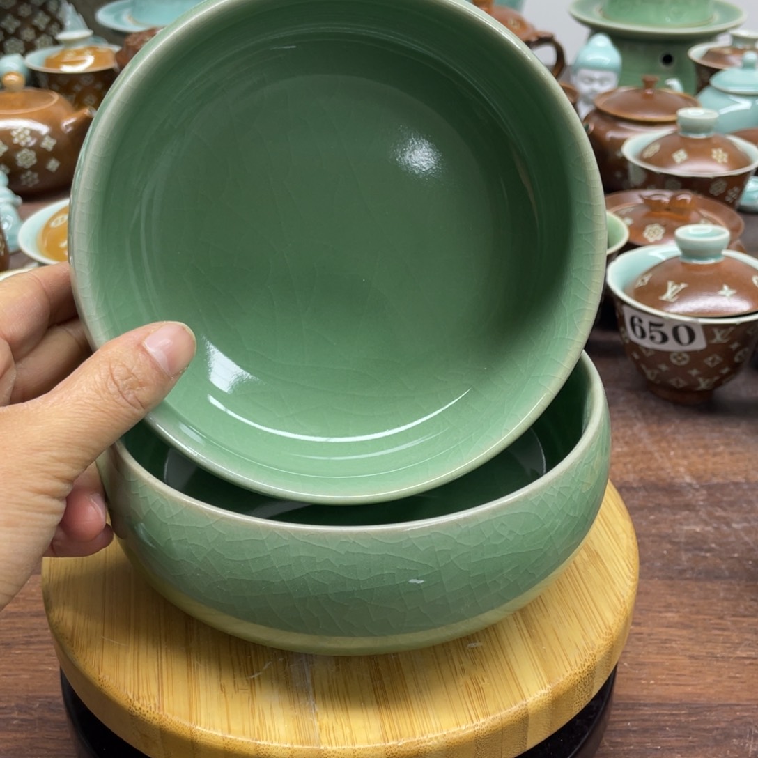 微瑕特价福利青瓷（2个哥窑