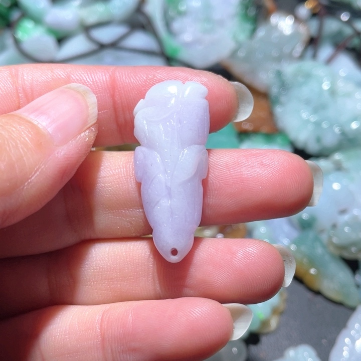 【闪购商品】翡翠颈饰未镶嵌天然翡翠