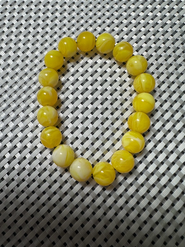 A128     卡12鸡油黄飘百花蜜手链