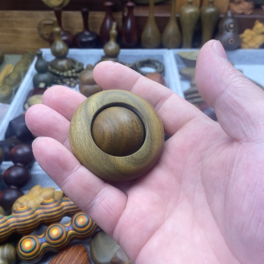 A***米香榧木阿根廷绿檀手把件