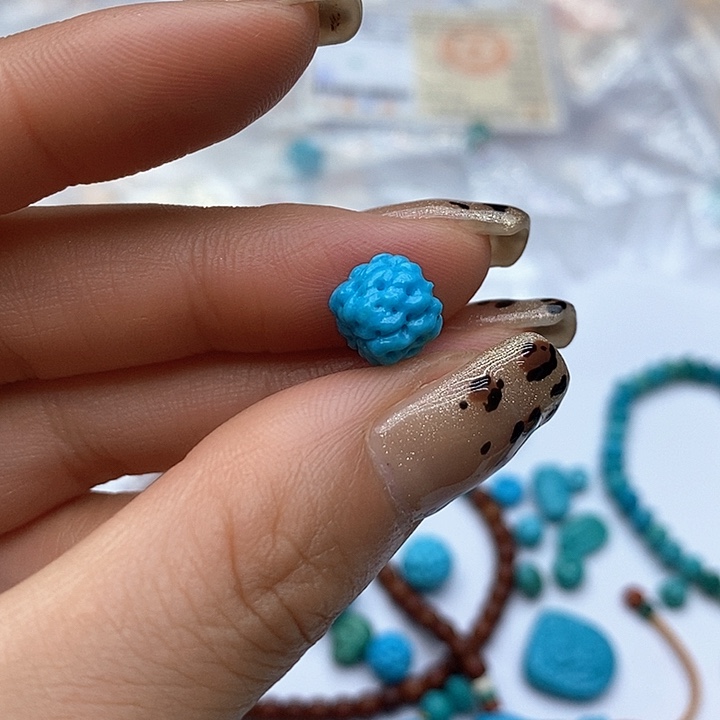 青***丝绿松石未镶嵌珠宝奇石