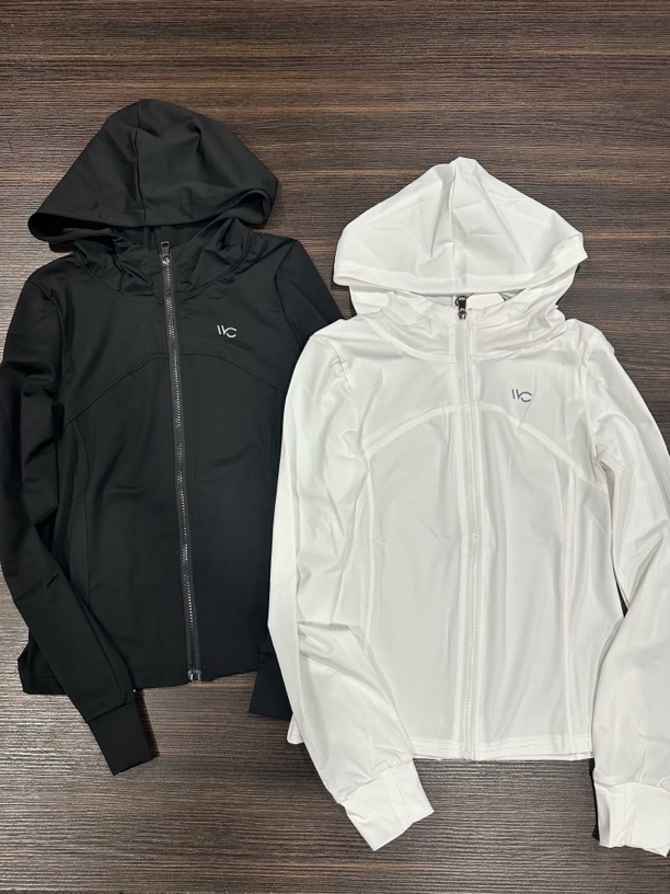 运动风风衣健身女修身型防晒瑜伽服拉链短外套薄款