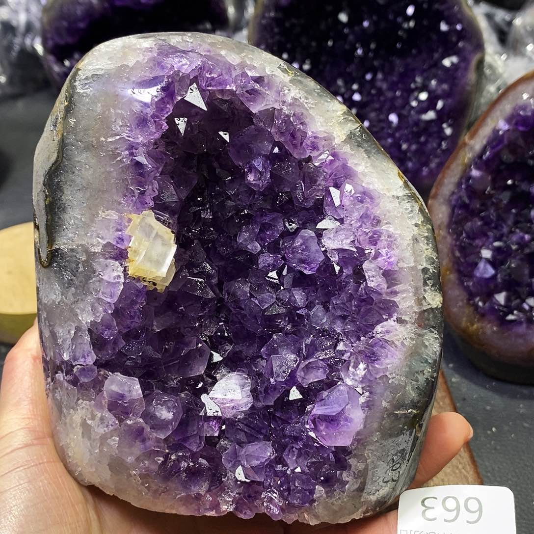 水晶大型摆件（非配饰）未镶嵌