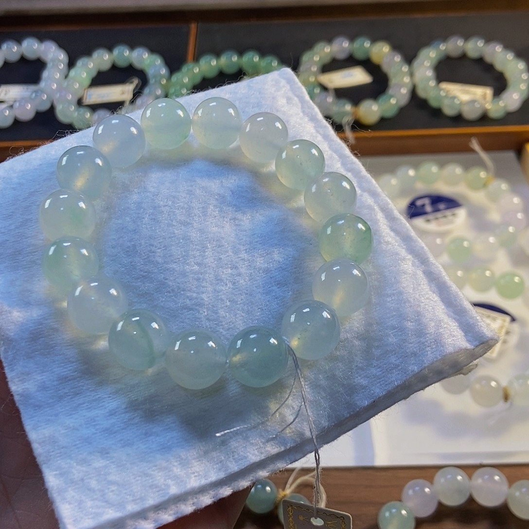 定制翡翠未镶嵌翡翠手串卡12.6