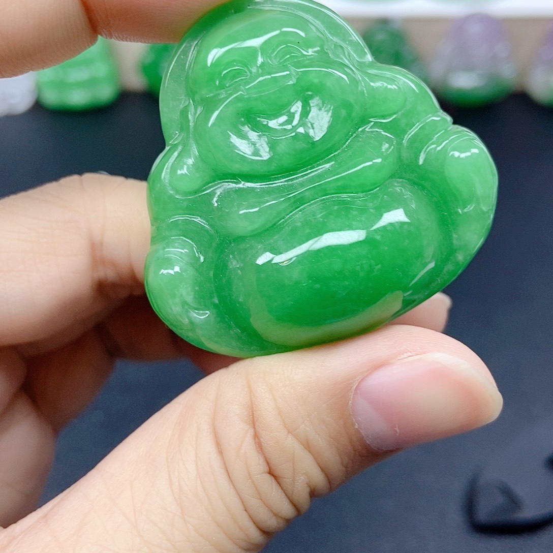 颈饰未镶嵌翡翠佛公