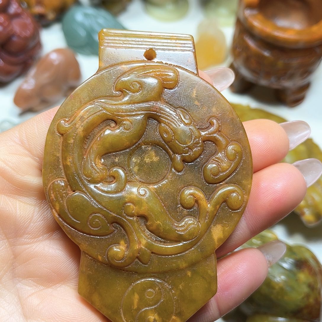 白玉菩提吊坠白玉菩提吊坠