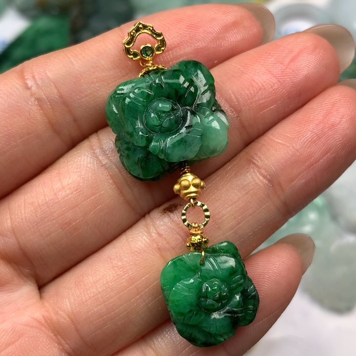 翡翠未镶嵌颈饰翡翠