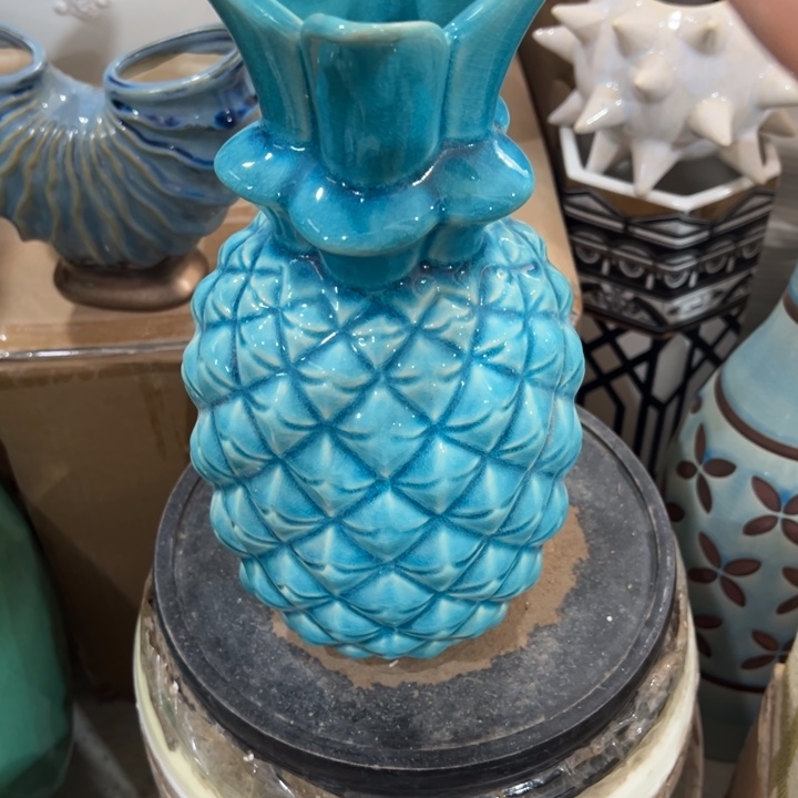 陶瓷花瓶微瑕捡漏出