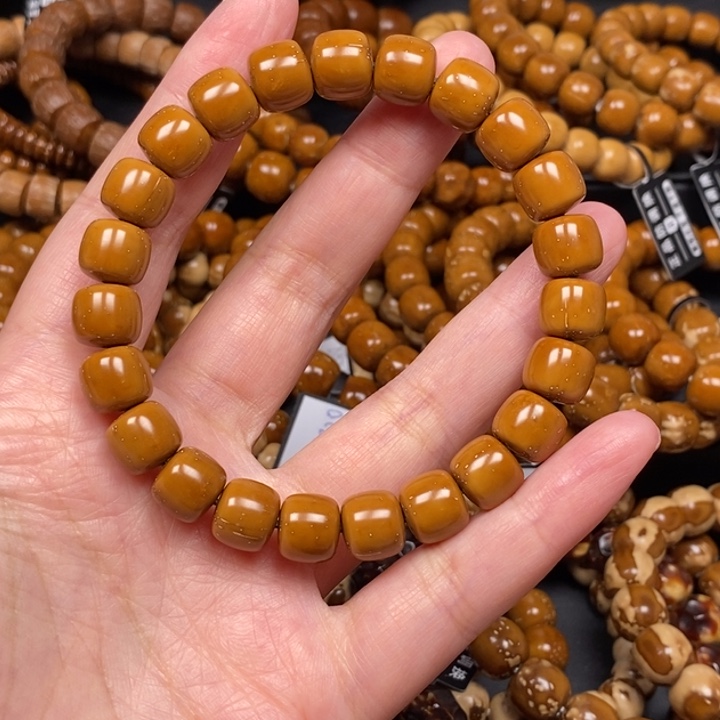 祝***_紫金鼠手串实心老型尺寸10